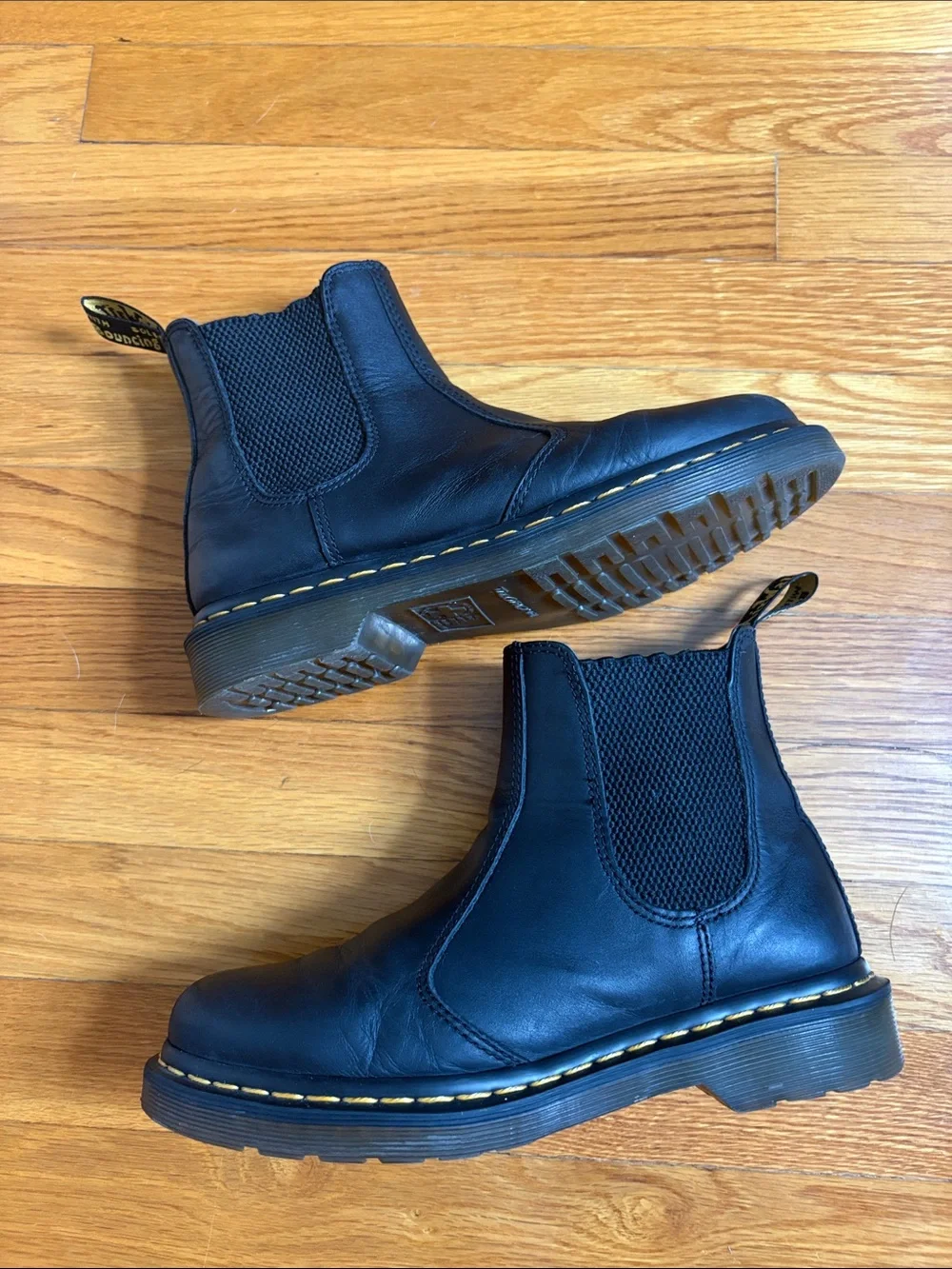 Dr. Martens classic black